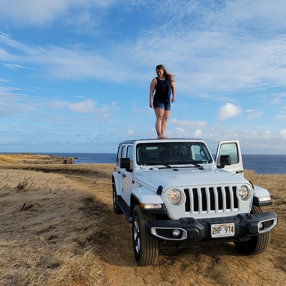 Meet your Posher, Danielle - Picture 1 of 1